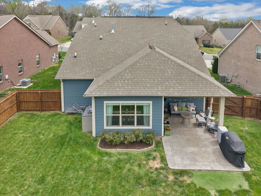 562 Oakvale Ln, Mount Juliet, TN 37122 - #2