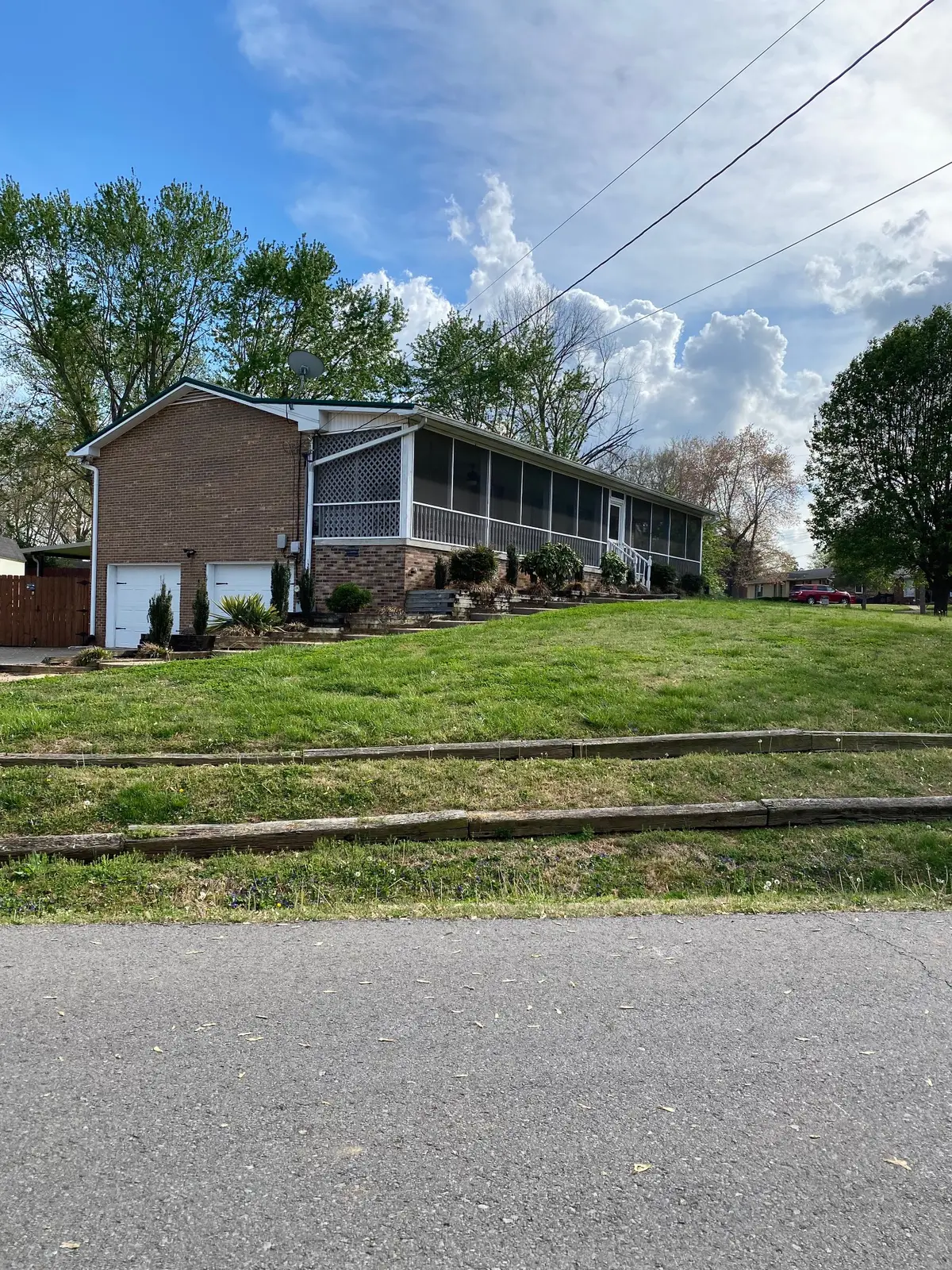 2280 Dewitt Dr, Clarksville, TN 37043 - #1