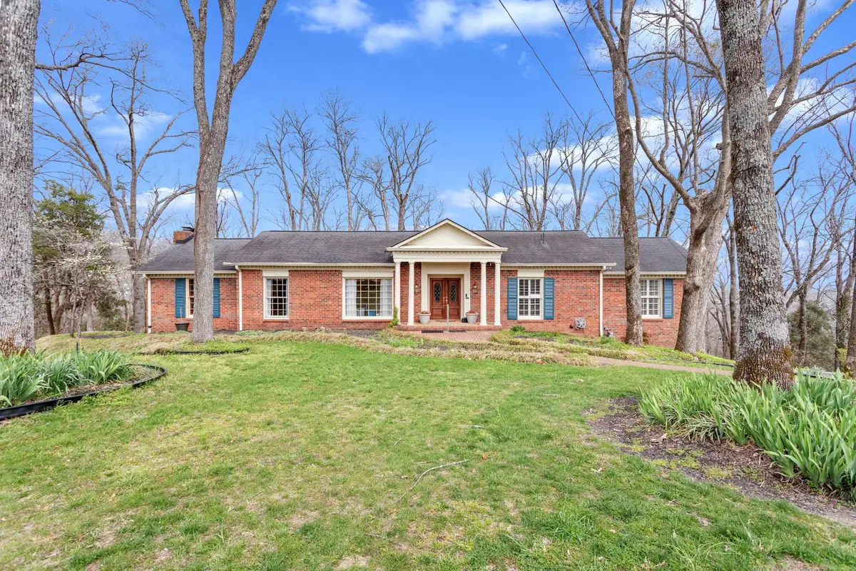 877 Hillhaven Ct, Nashville, TN 37220 - #1
