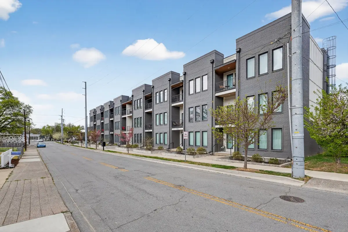 1111 Sharpe Ave, Nashville, TN 37206 - #1