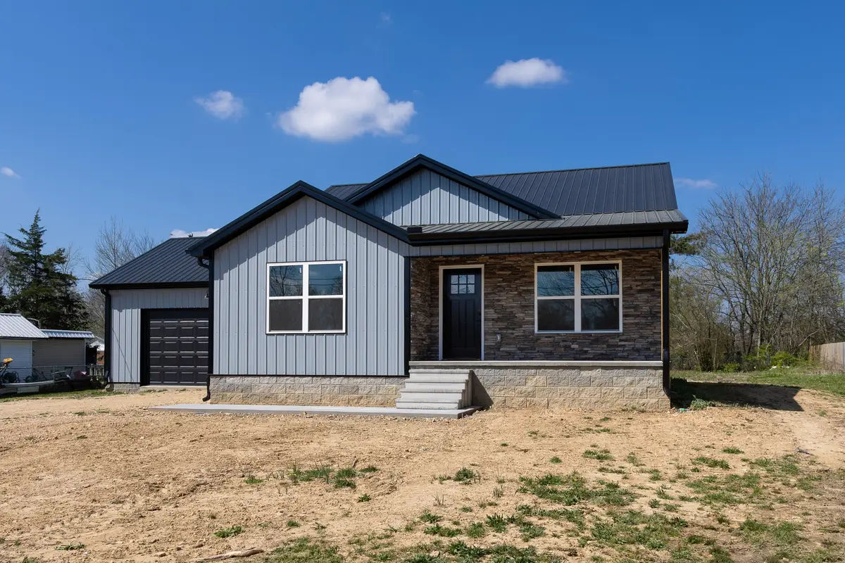 312 Kimmins St, Hohenwald, TN 38462 - #1