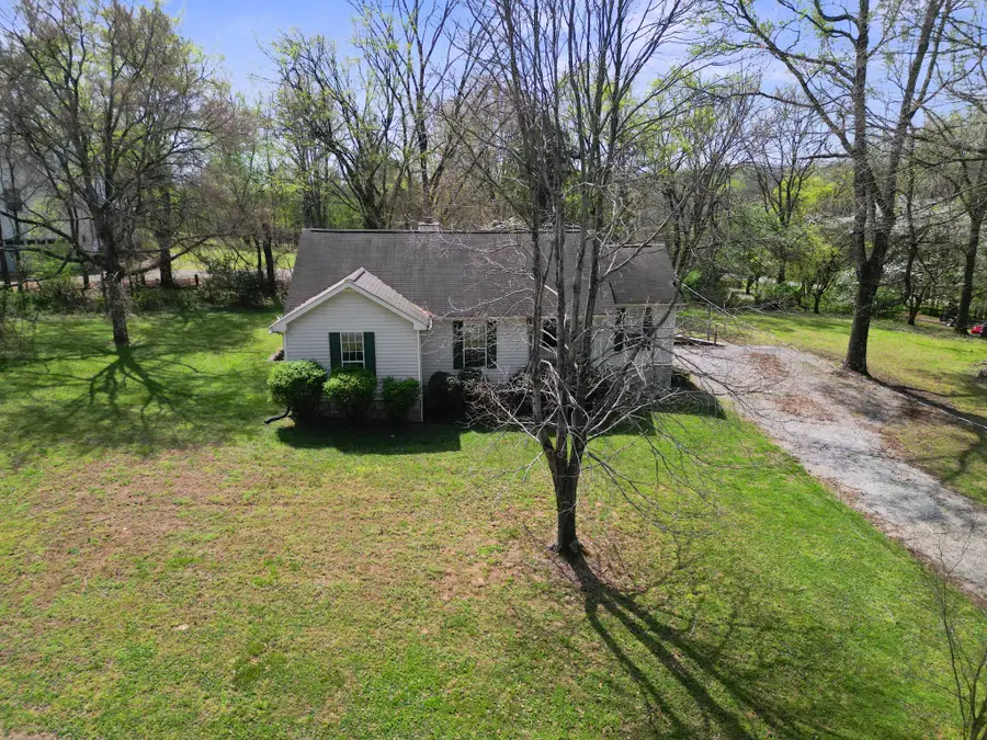 202 Dogwood Hills Dr, Mount Juliet, TN 37122 - #3