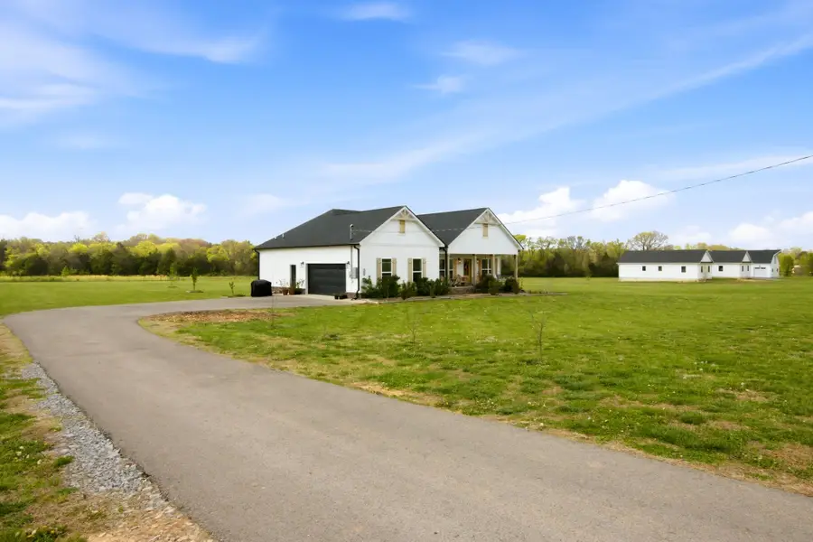 376 Adams Rd, Shelbyville, TN 37160 - #2