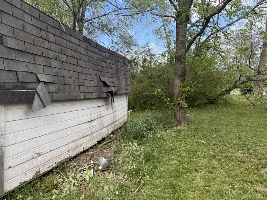 418 N Oak St, Hohenwald, TN 38462 - #3