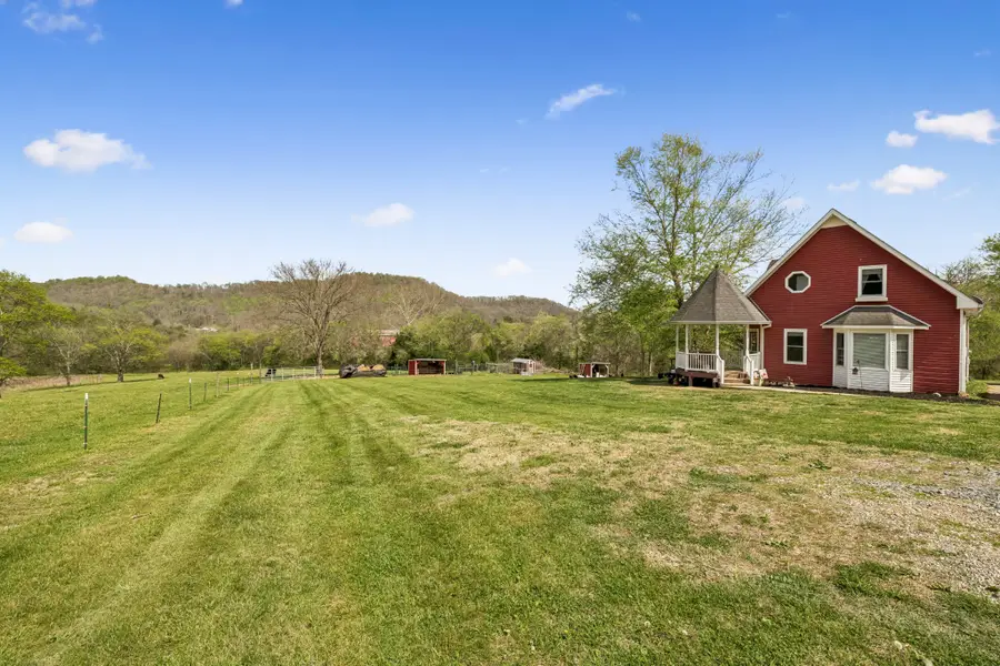 21 Eckert Ln, Pleasant Shade, TN 37145 - #2