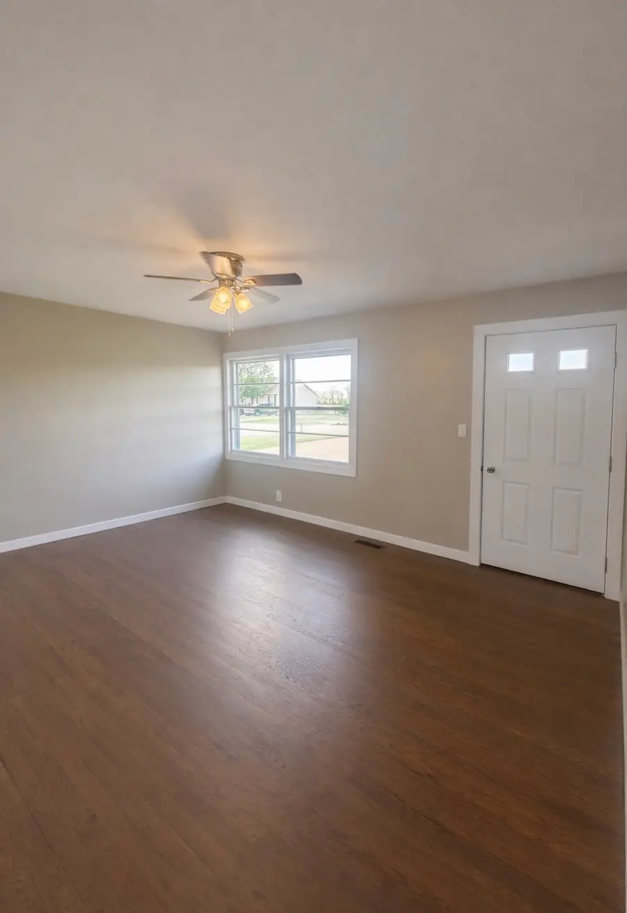 615 Estes St, Smithville, TN 37166 - #2