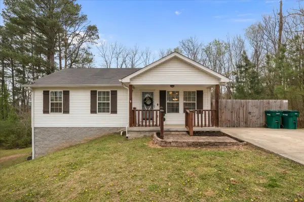 177 Knob Hill Dr, Waverly, TN 37185