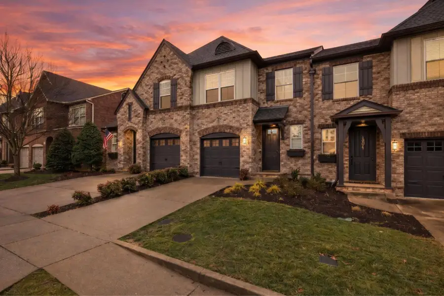 427 Waterbrook Dr, Mount Juliet, TN 37122 - #2