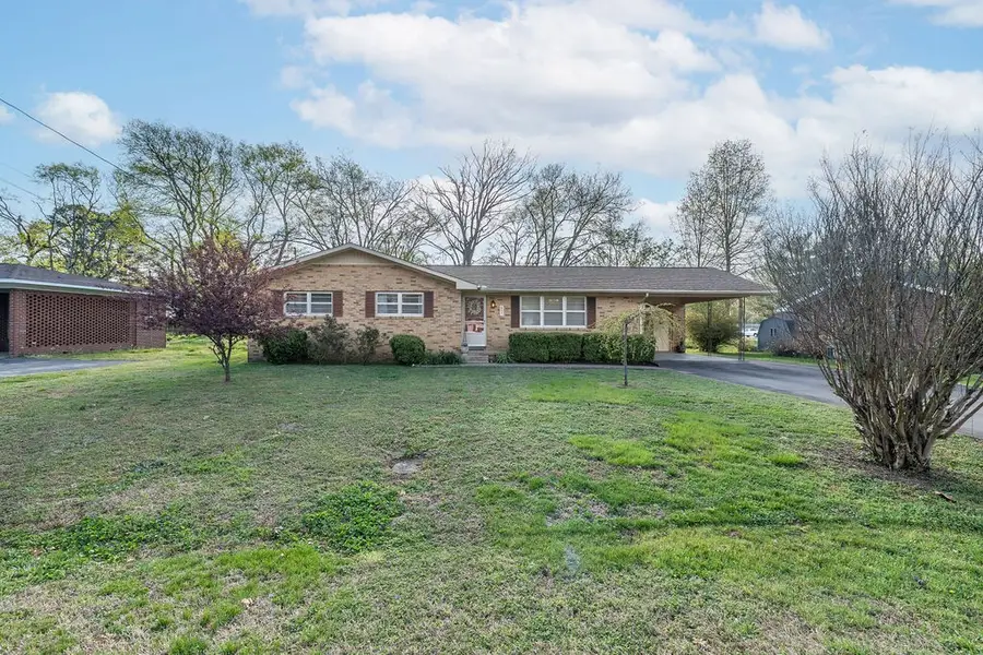 657 Fairlane Dr, Pulaski, TN 38478 - #3