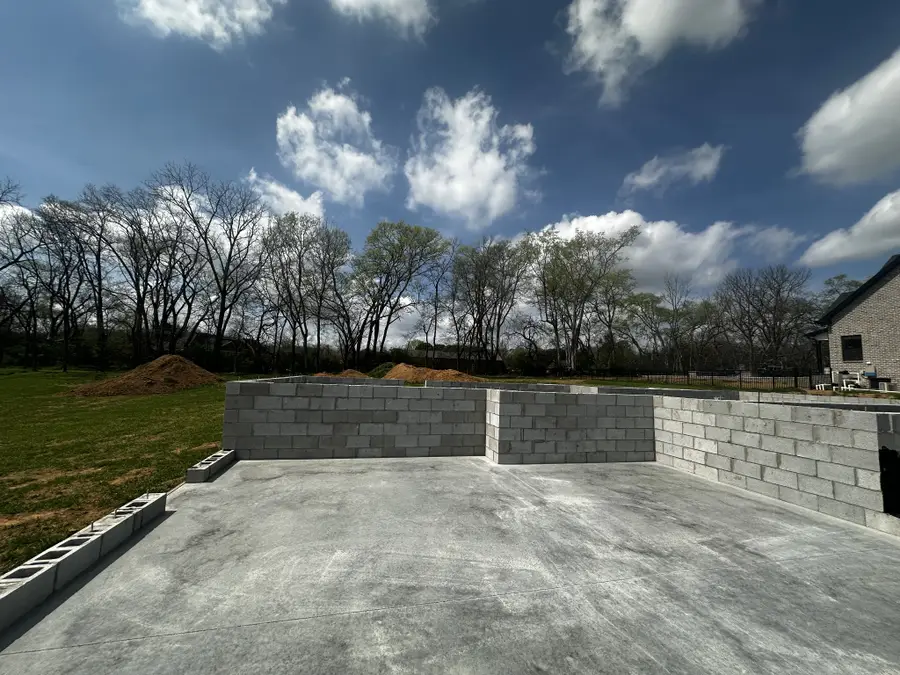 2049 Everest Drive, Gallatin, TN 37066 - #2