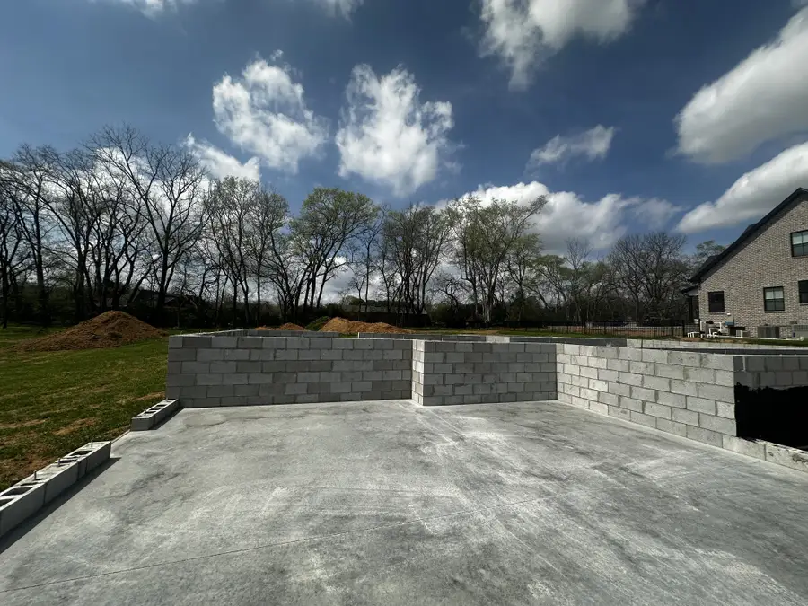 2049 Everest Drive, Gallatin, TN 37066 - #3