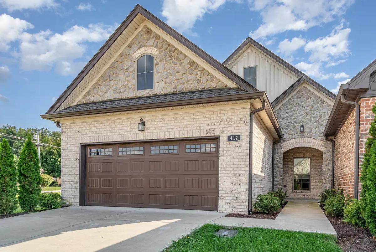 412 W Foxrun, Springfield, TN 37172 - #1