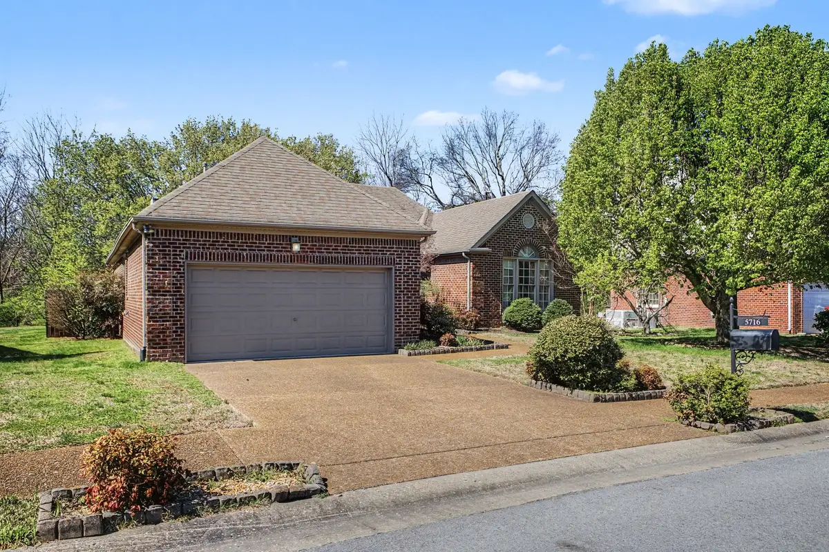 5716 Chadwick Ln, Brentwood, TN 37027 - #1