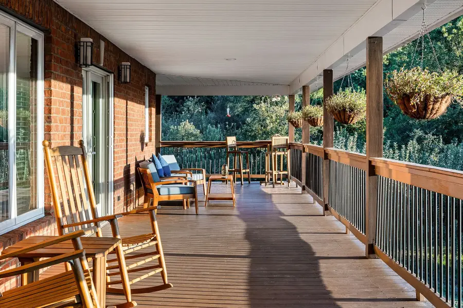 574 Hayes Ridge Rd, Lancaster, TN 38569 - #3