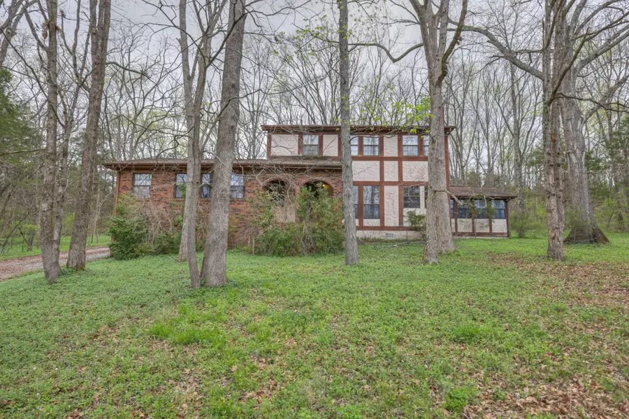 2071 Leeville Rd, Mount Juliet, TN 37122 - #2