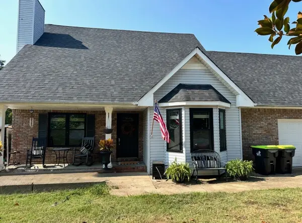 3350 Clearwater Dr, Clarksville, TN 37042