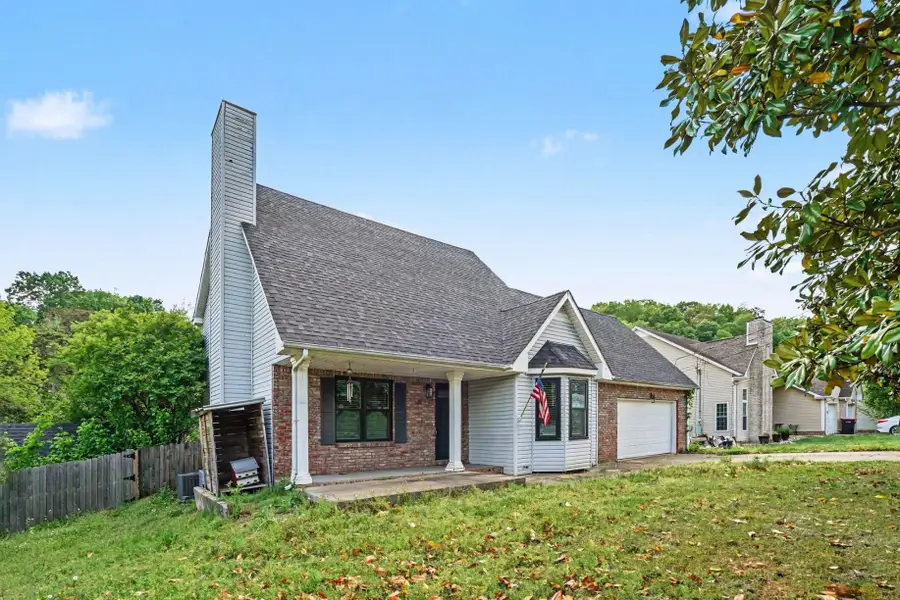 3350 Clearwater Dr, Clarksville, TN 37042 - #2