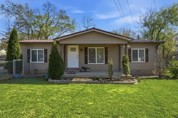 308 Carney St, Shelbyville, TN 37160