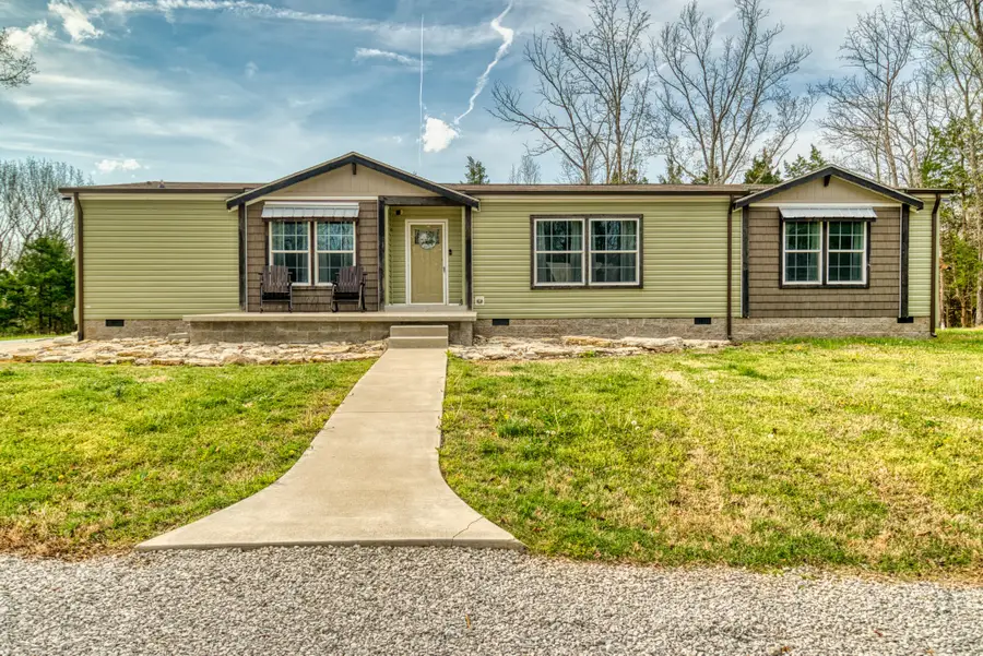 721 Spa Rd, Lewisburg, KY 42256 - #2