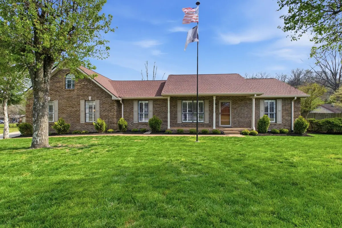 306 Carlton Pl, Goodlettsville, TN 37072 - #1