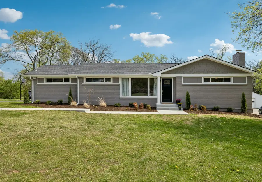 207 Donna Dr, Madison, TN 37115 - #2