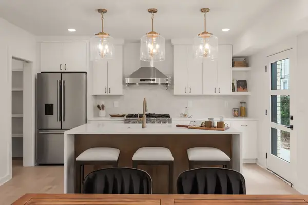 1420 10th Ave N, Nashville, TN 37208