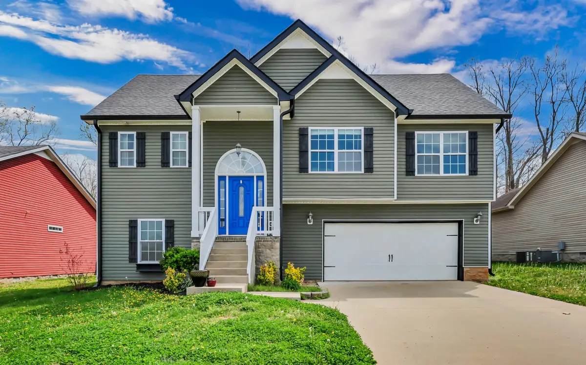 1113 Meachem Dr, Clarksville, TN 37042 - #1