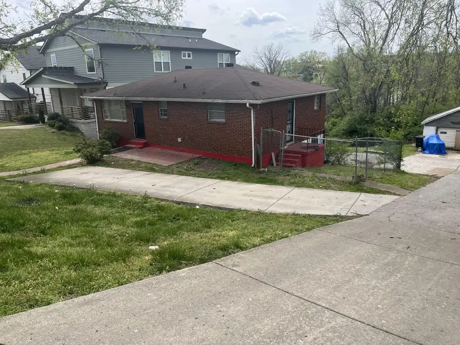 3223 Lincoln Ave, Nashville, TN 37218 - #2