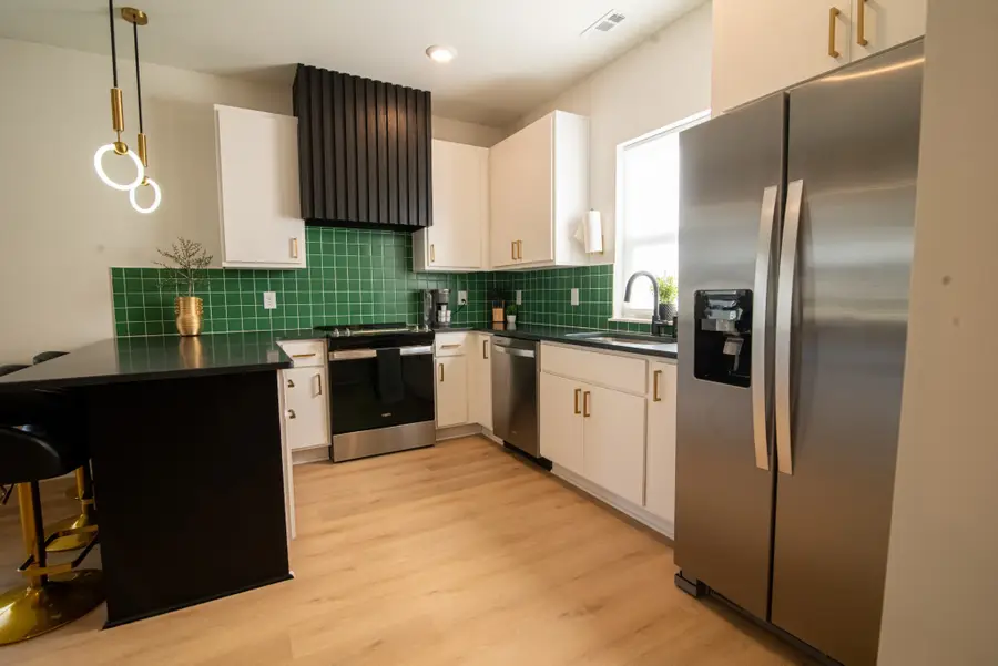 104 Fitzgerald Dr, Nashville, TN 37214 - #3