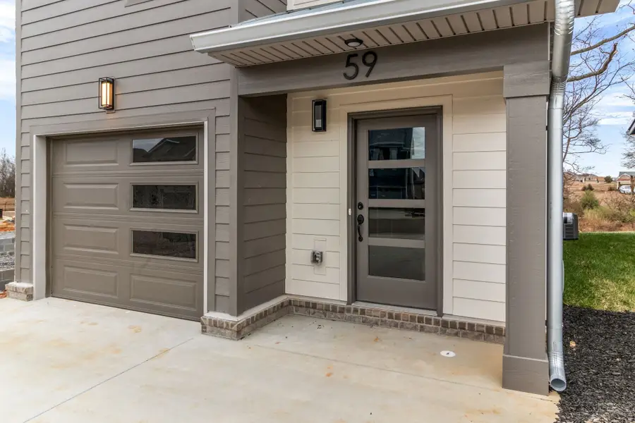59 Dutch Dr, Clarksville, TN 37043 - #3