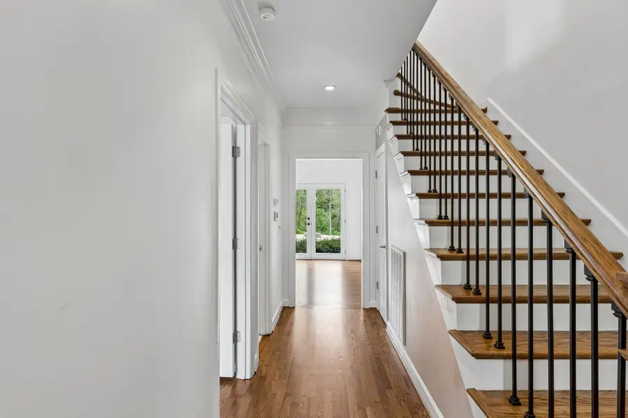 1468 Tyne Blvd, Nashville, TN 37215 - #3