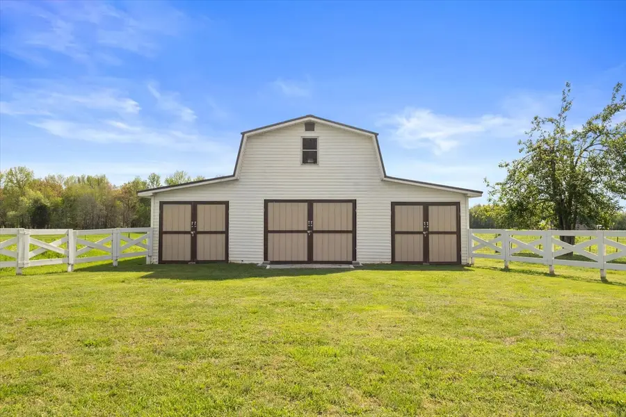 306 Farrar Hill Rd, Manchester, TN 37355 - #2