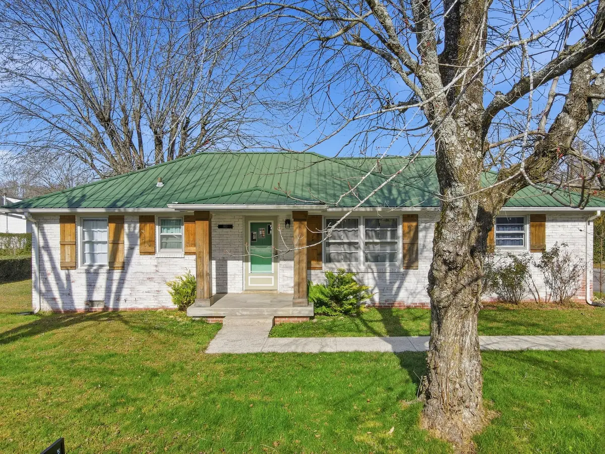 812 Bel Aire Dr, Tullahoma, TN 37388 - #1