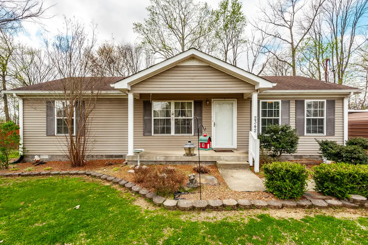 2342 Old Greenbrier Pike, Greenbrier, TN 37073 - #1