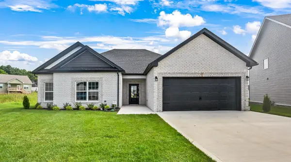 1256 Mourning Cloak Dr, Clarksville, TN 37043