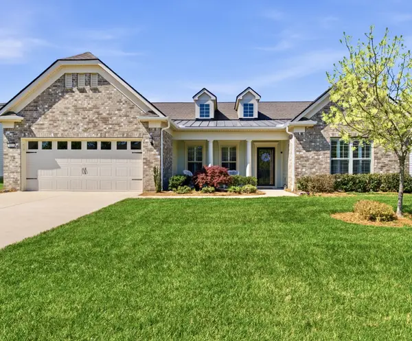 1015 Coffee Rdg, Spring Hill, TN 37174