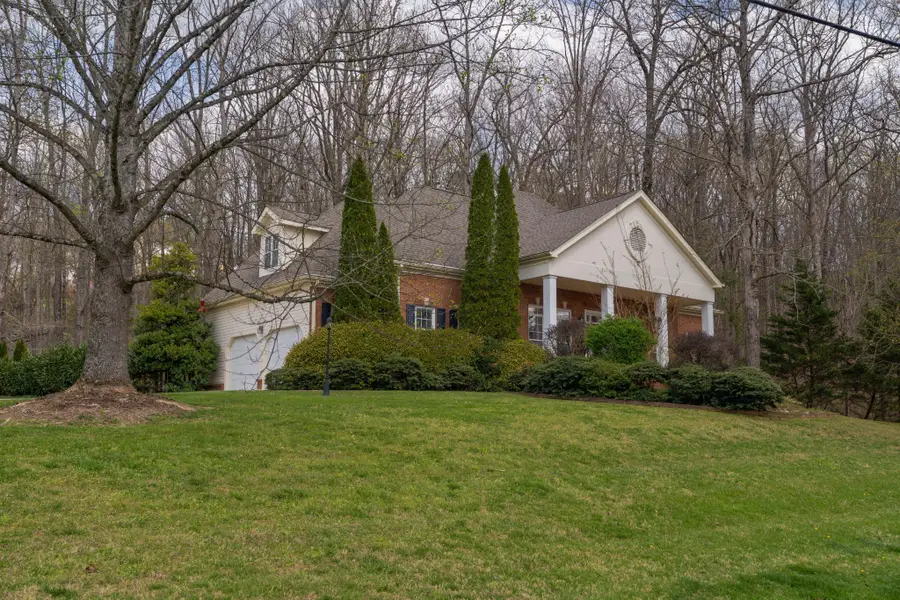 3936 Windtree Drive, Signal Mountain, TN 37377 - #3