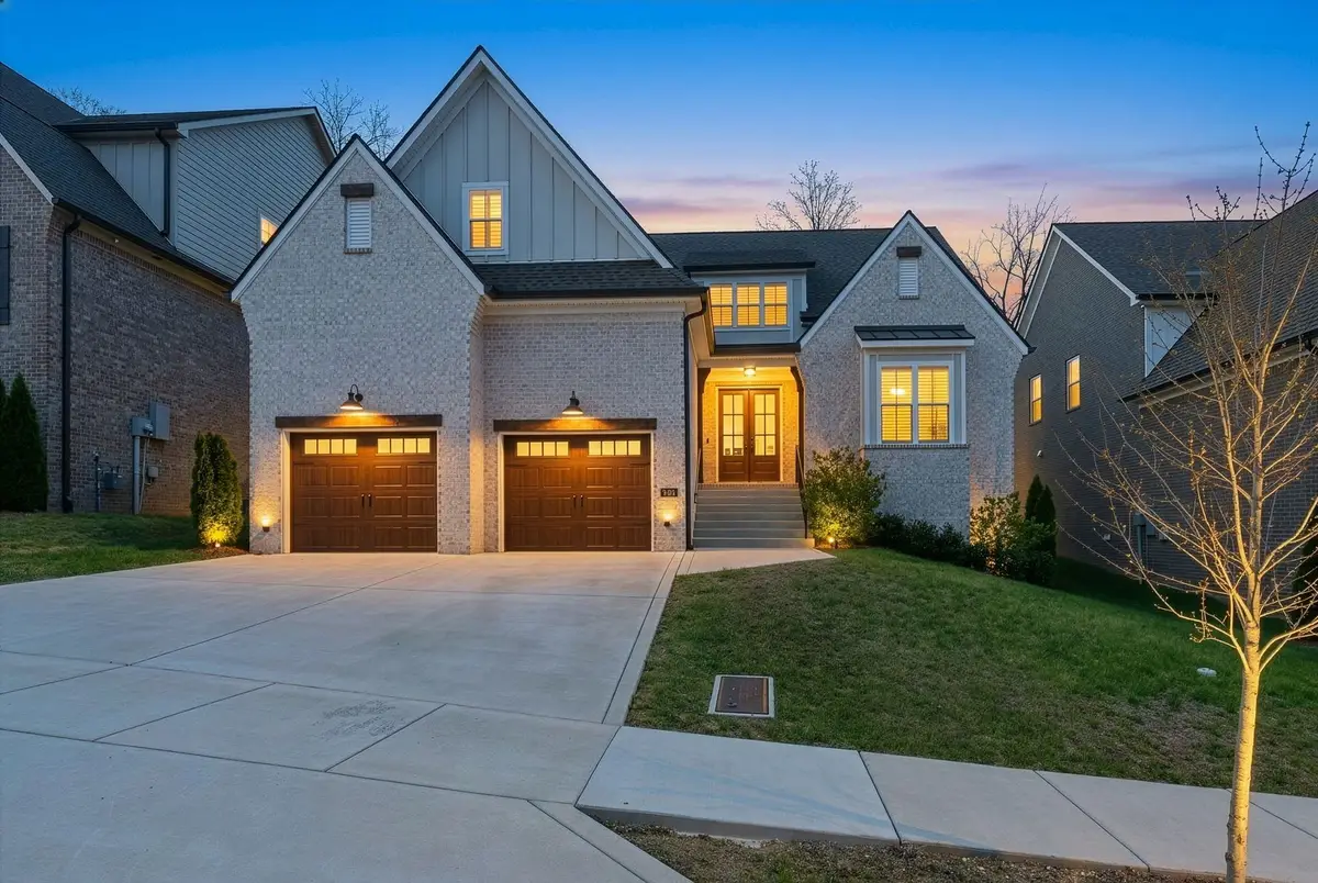 240 Valley Bend Dr, Nashville, TN 37214 - #1