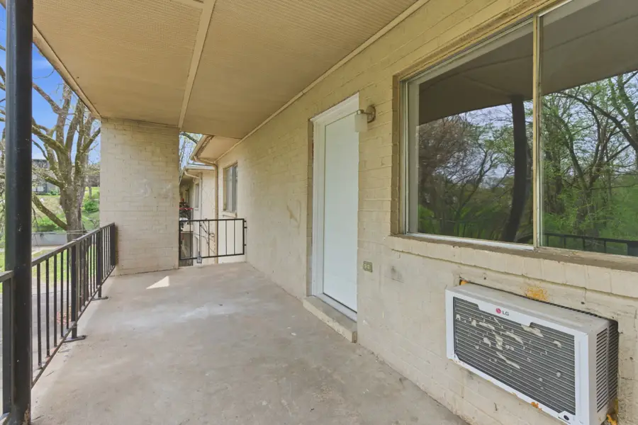 550 Harding Pl #F121, Nashville, TN 37211 - #2