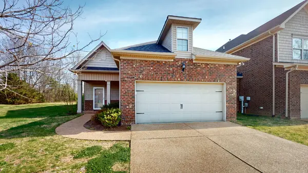 180 Annapolis Bend Cir, Hendersonville, TN 37075