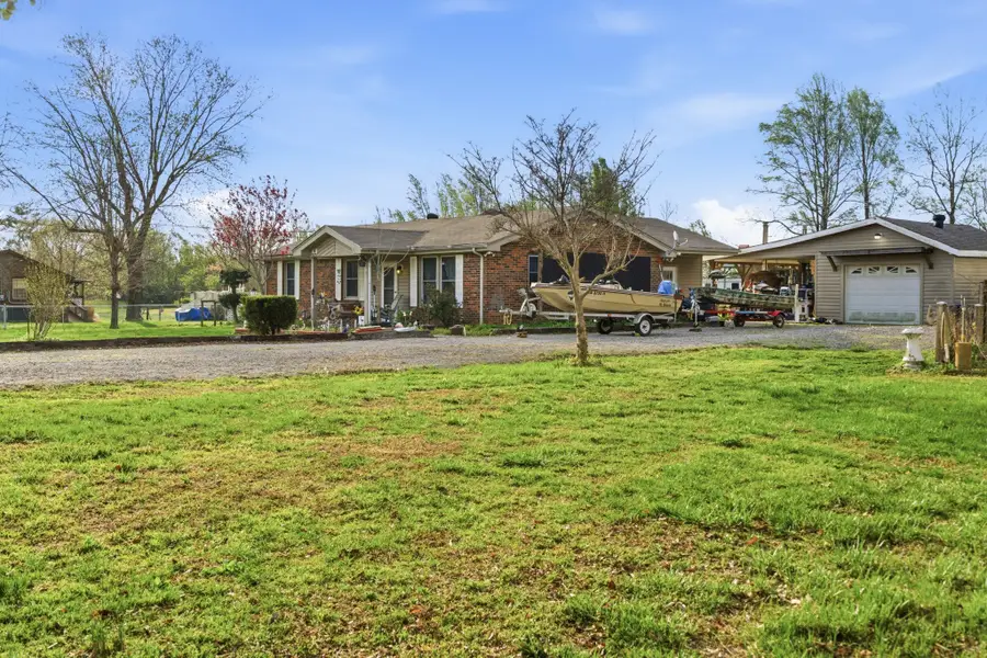 1923 Blue Bird Dr, Pleasant View, TN 37146 - #3