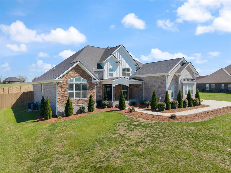 2507 Tom Austin Hwy, Greenbrier, TN 37073 - #2