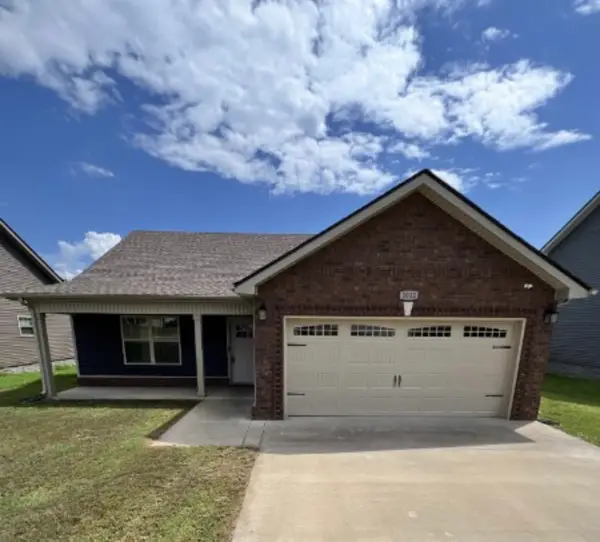 1012 Dublin Dr, Clarksville, TN 37042