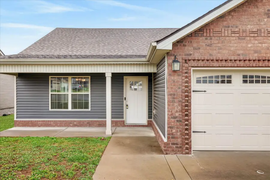 1012 Dublin Dr, Clarksville, TN 37042 - #2