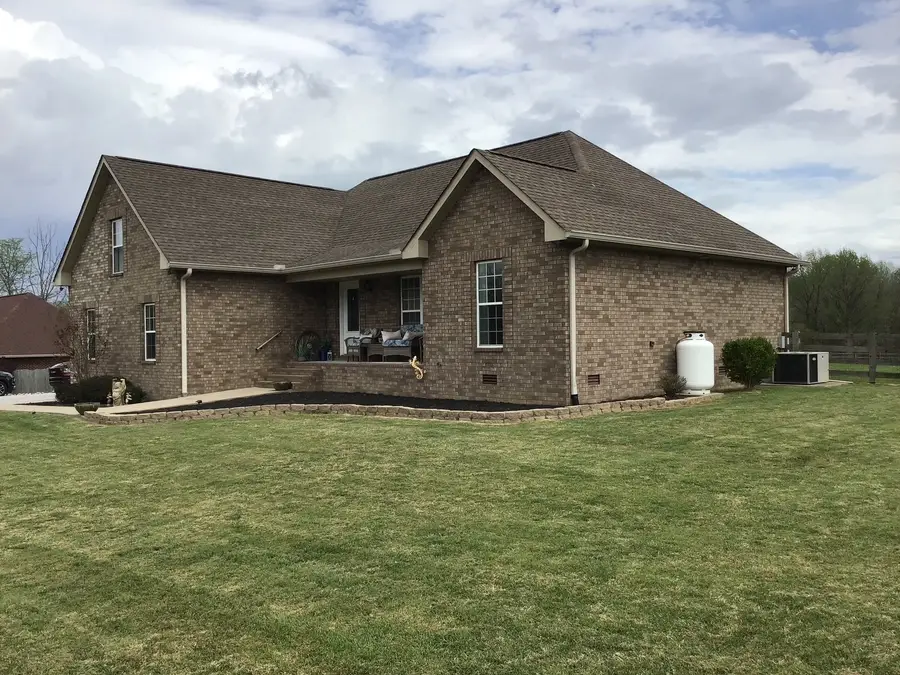 8960 New Chapel Rd, Springfield, TN 37172 - #3