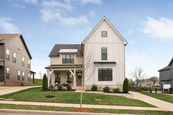 3029 Whitstable Ct, Thompsons Station, TN 37179