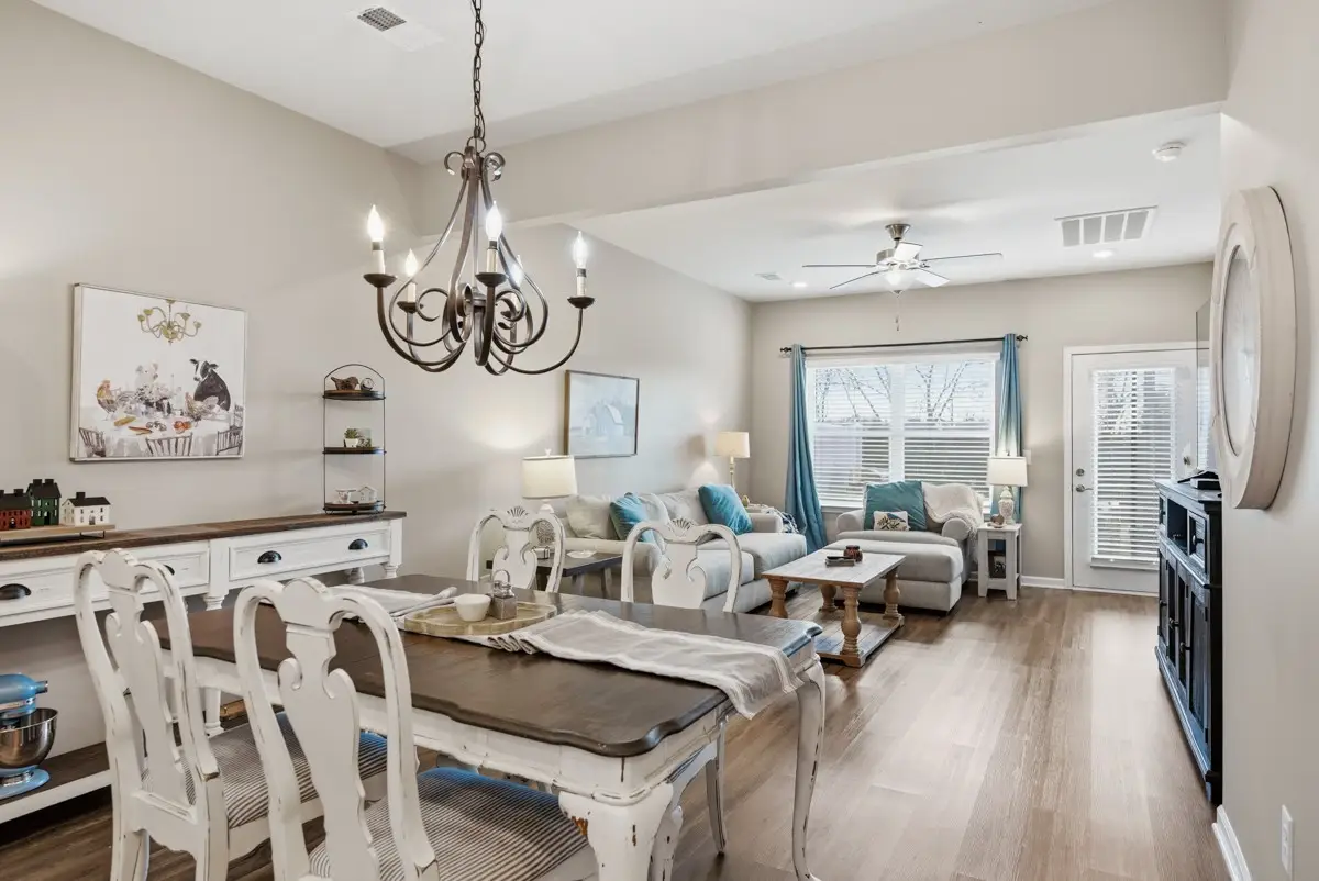 5005 Percival Dr, Gallatin, TN 37066 - #1