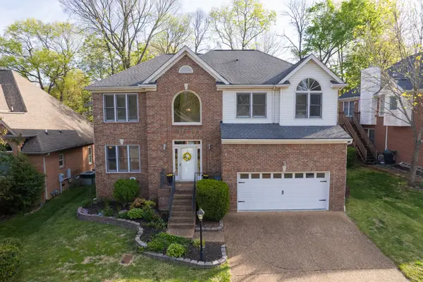 504 Schooner Cv, Hermitage, TN 37076