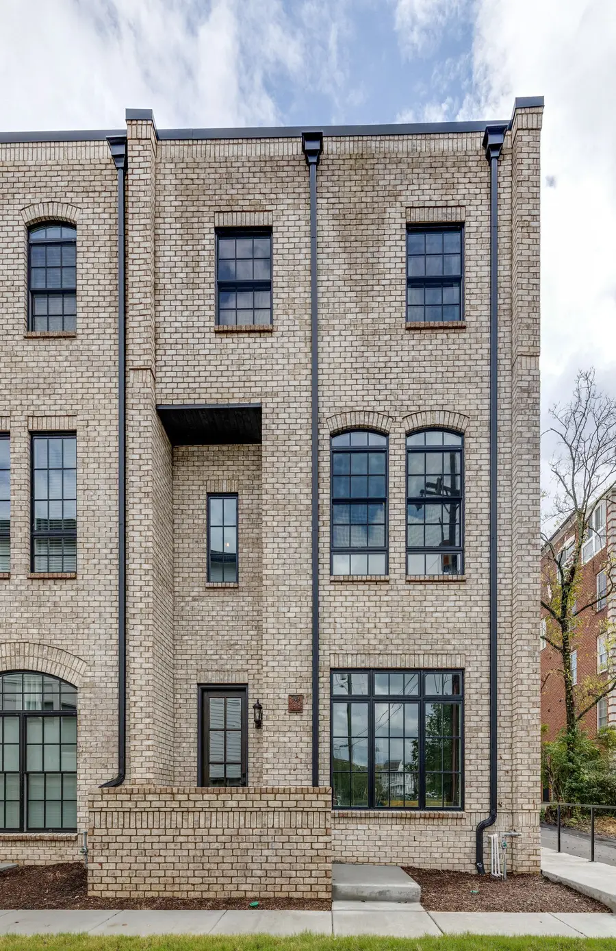 3206 W End Cir #8, Nashville, TN 37203 - #2