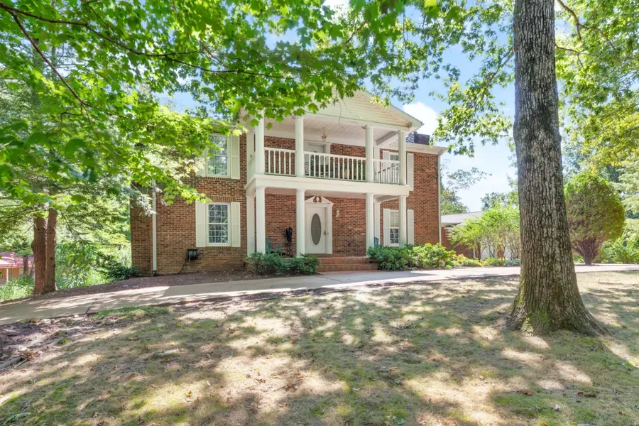 7422 Indian Creek Rd, Mc Ewen, TN 37101 - #2